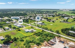 730 E Cowboy Way, Labelle, FL 33935