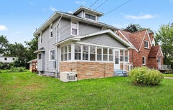120 Lemyra Street SE, Wyoming, MI 49548