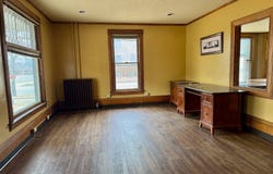 201 East 7th Avenue, Redfield, SD 57469