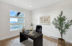 4094 N JACKSON Ave, North Ogden, UT 84414