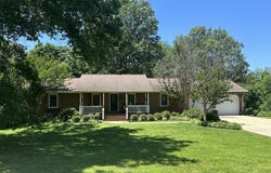 14348 Hidden Trails Circle, Dexter, MO 63841
