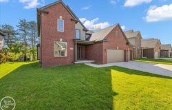 50632 Summit View, Macomb Twp, MI 48044