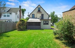84 River Street, Forty Fort, PA 18704