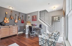 23 Mckinley Place, Lakewood, OH 44107