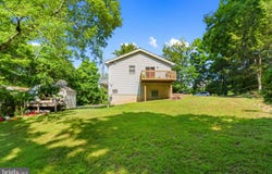 40 BRUSHY MOUNTAIN Road, EAST STROUDSBURG, PA 18301