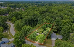 9886 Pebble Brook Lane, Strongsville, OH 44149