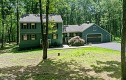 110 Stonefield Road, Milford, PA 18337