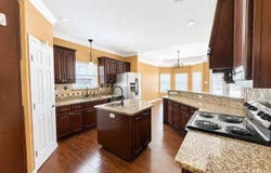 10 Yvonne, Del Rio, TX 78840