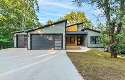 4 Oniell  LN, Bella Vista, AR 72715