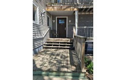 2212 Okoboji Avenue, Milford, IA 51351