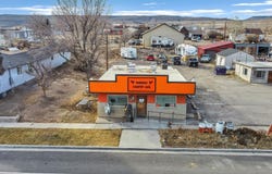 289 N Main St, Loa, UT 84747