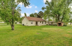 305 N Fairway Avenue, Nixa, MO 65714