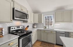 16 Beale St, Worcester, MA 01606