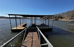 10 Indian Park Lane, Sunrise Beach, MO 65079