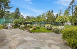 24 Lawrence Hill Road, Stamford, CT 06903