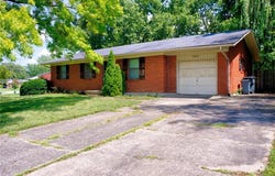 306 Country Club Drive, New Albany, IN 47150