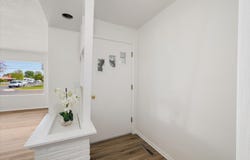 208 S Morain, Kennewick, WA 99336