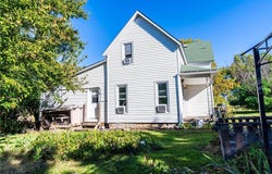 26693 State Route Y Highway, Winston, MO 64689