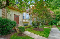 7930 PEYTON FOREST, ANNANDALE, VA 22003