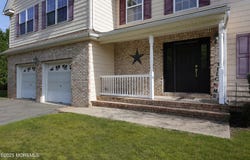 22 Roe Lane, Howell, NJ 07731