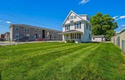 1365 E Pea Ridge Road, Huntington, WV 25705