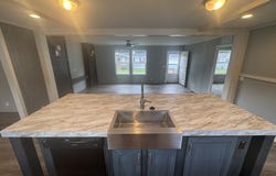 180 Apollo Circle, Flushing, MI 48433