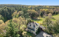 137 Wellesley St, Weston, MA 02493