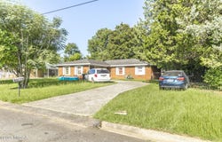 211 Utah Avenue, Warner Robins, GA 31093