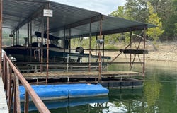 485 Holiday Acres Circle, Branson West, MO 65737