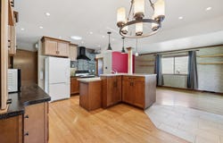 622 Greenmeadow Dr, Waukesha, WI 53188