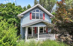 3482 McRoberts Rd, Castle Shannon, PA 15234