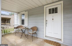 918 UNITED STATES AVENUE, LINDENWOLD, NJ 08021