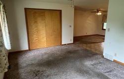 2146 S 32nd Street, Fairfield, IA 52556