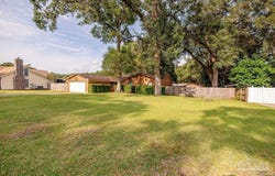 2266 Country Place Cir, Pensacola, FL 32534