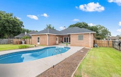 5329 Sussex Ln, Pace, FL 32571