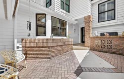 4030 Crayton Rd, NAPLES, FL 34103
