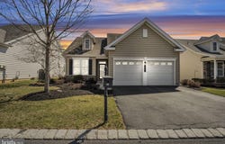 53 PRESIDENTS DRIVE, MECHANICSBURG, PA 17050