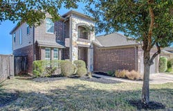 2836 Garnet Ridge DR, Leander, TX 78641