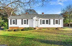 163 Cleveland, Hartwell, GA 30643