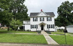 610 Holly Avenue, South Pittsburg, TN 37380