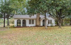 1302 E 1st Street, Mount Pleasant, TX 75455