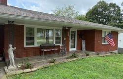 545 Grayson St, Upton, KY 42784