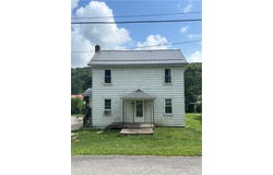 93 Upper Clinton St, Canoe Banks Twp, PA 15772