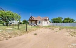606 E 17th St, San Angelo, TX 76903