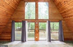 40 CRESTWOOD Drive, ELKTON, MD 21921