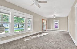 318 NE 8th Street, Independence, IA 50644