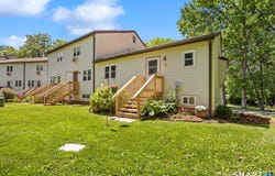 23 Hart Place, Plainville, CT 06062