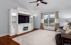 105 N Porte Drive, Highland, IL 62249