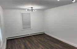 40 E Greenwich Avenue, West Warwick, RI 02893
