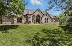 660 Melody Lane, Lakewood Village, TX 75068